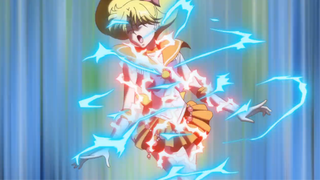 Illustration for article titled Everyone Finally Starts Getting Stuff Done On Sailor Moon Crystal